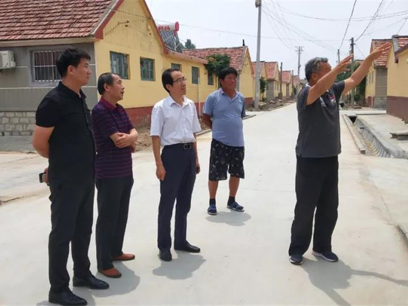 情系农村热土 起劲推进帮扶——青岛尊龙凯时集团再访帮扶大刘家庄村